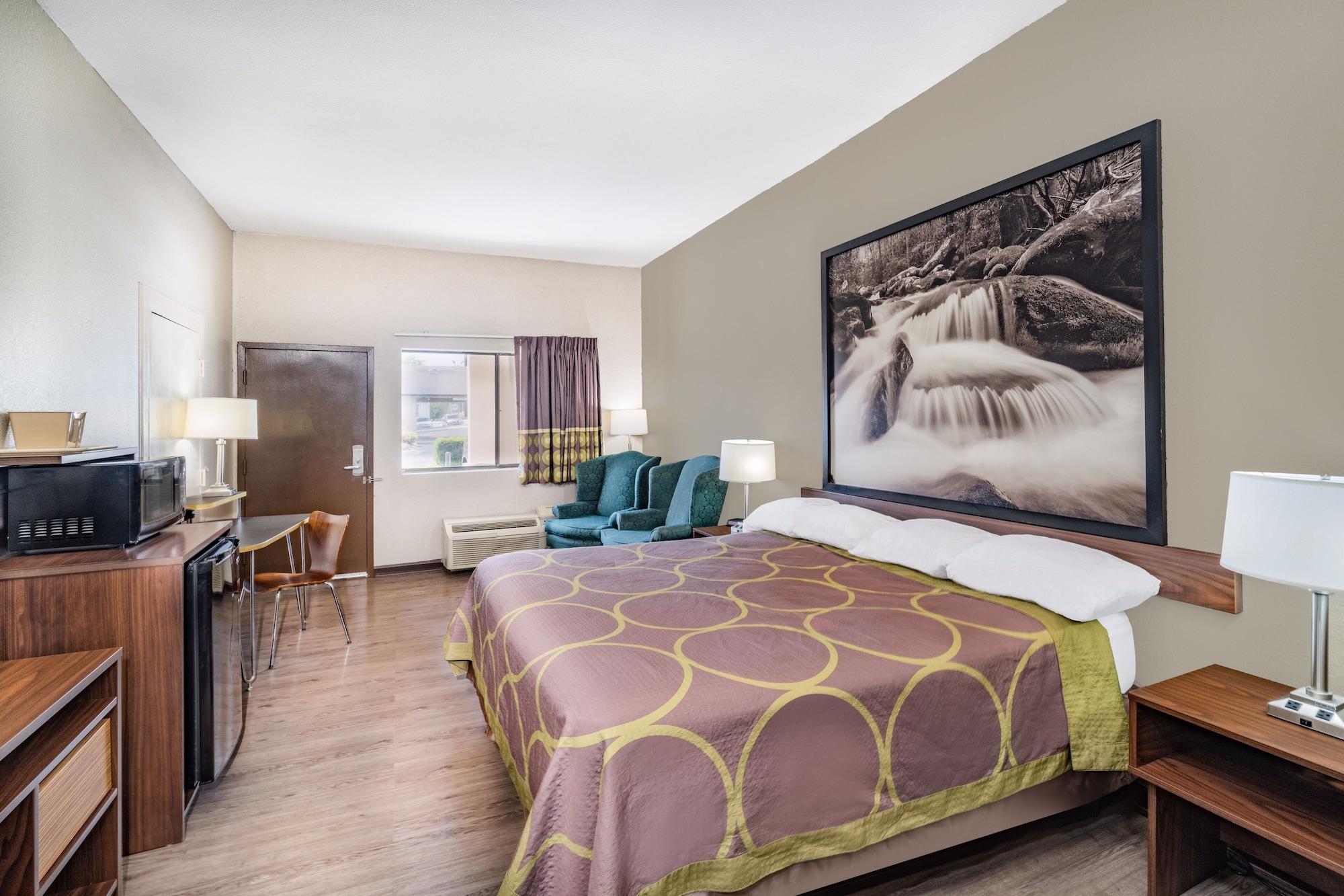 Super 8 By Wyndham Columbia Hotel Ngoại thất bức ảnh
